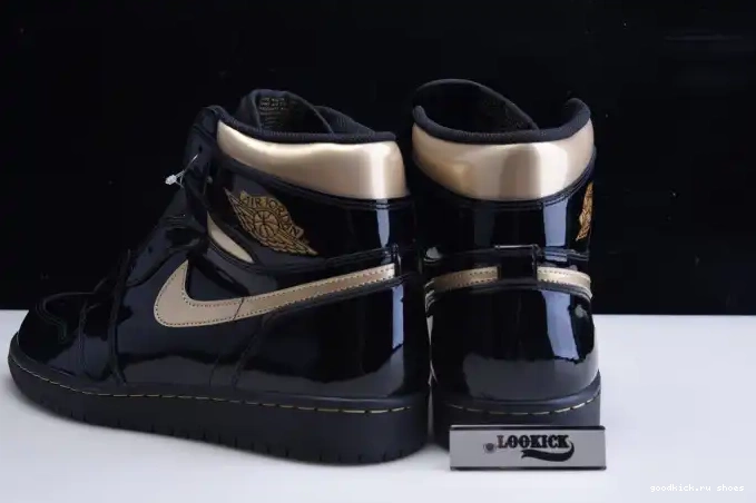 METALLIC RETRO HIGH BLACK 1 JORDAN (2020) GOLD AIR 555088-032 0427